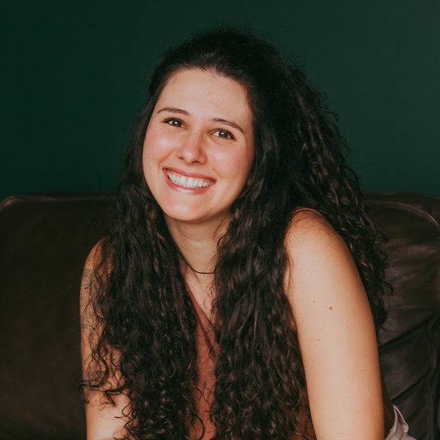 Julia Kalil